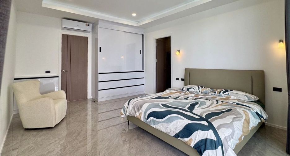For sale 3 ベッドルーム villa in Bang Lamung, Chonburi