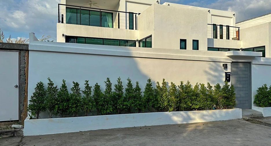 Villa zum Kauf mit 13 Zimmer in Bang Lamung, Chonburi