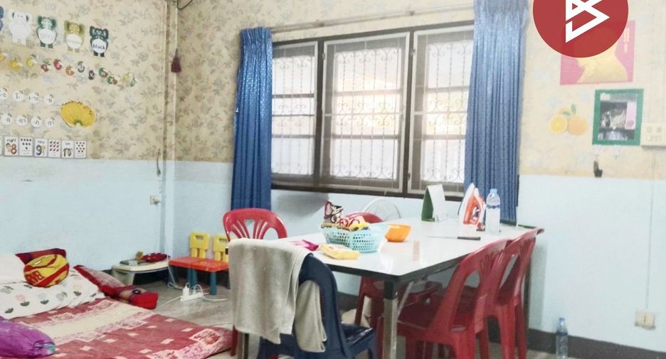 For sale 2 bedrooms townhouse in Mueang Chon Buri, Chonburi