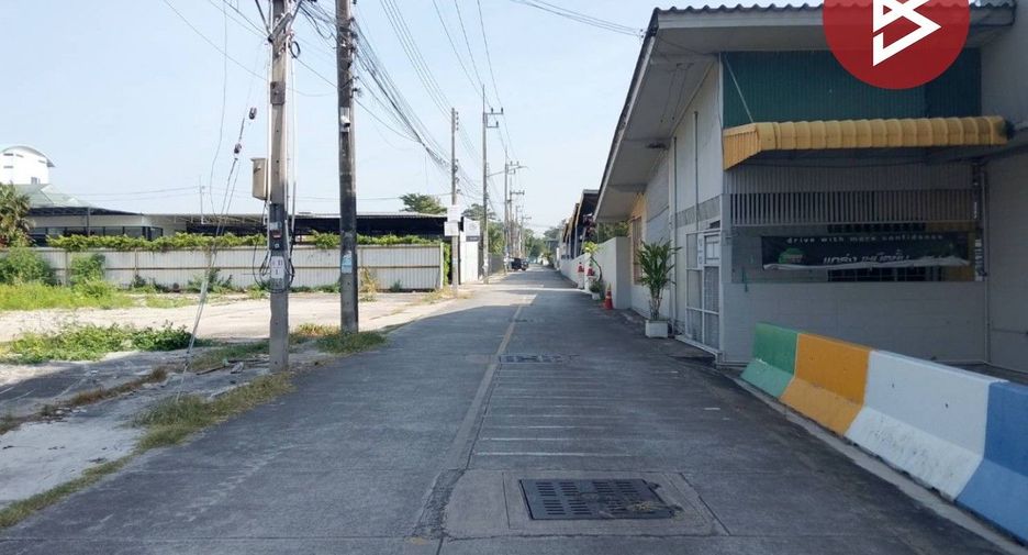 For sale 2 bedrooms townhouse in Mueang Chon Buri, Chonburi