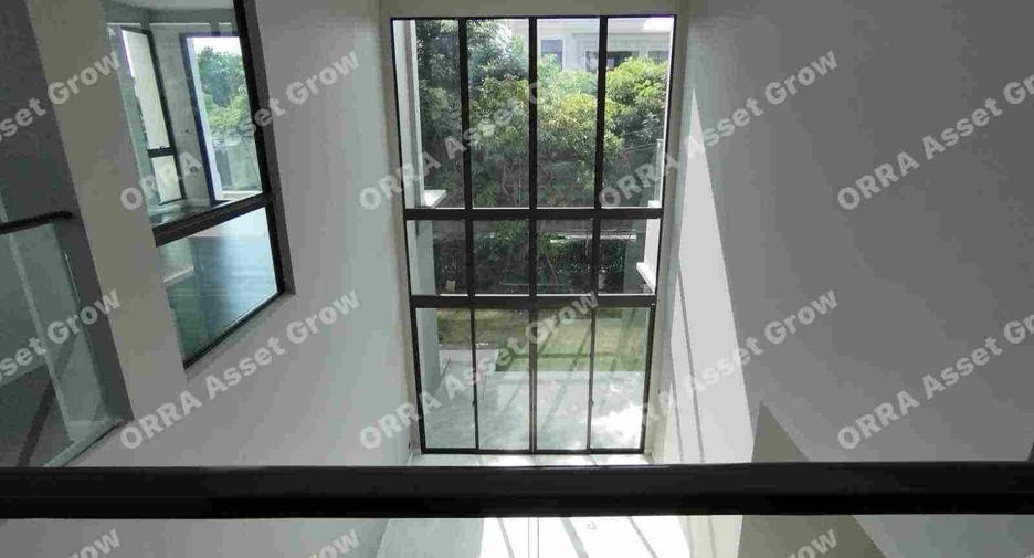 For sale 5 bedrooms house in Thawi Watthana, Bangkok