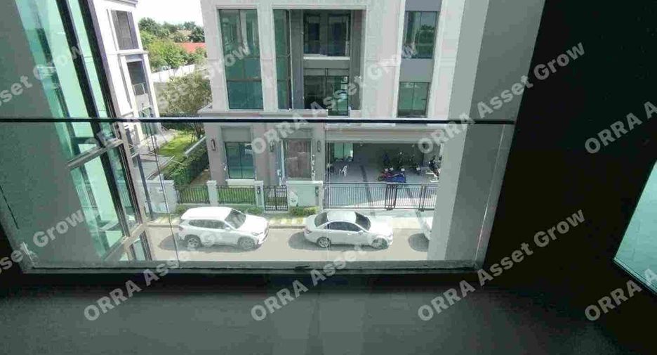 For sale 5 bedrooms house in Thawi Watthana, Bangkok