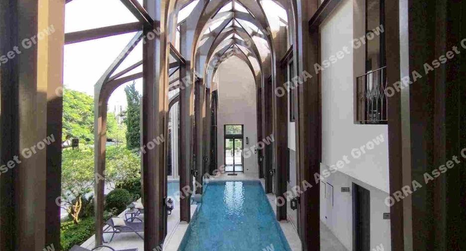 For sale 5 bedrooms house in Thawi Watthana, Bangkok