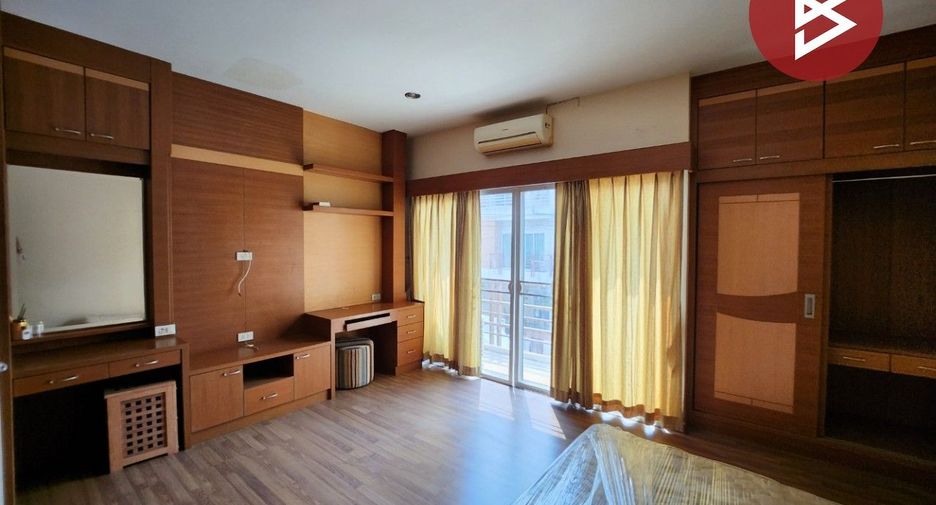 For rent and for sale 6 bedrooms townhouse in Mueang Samut Sakhon, Samut Sakhon