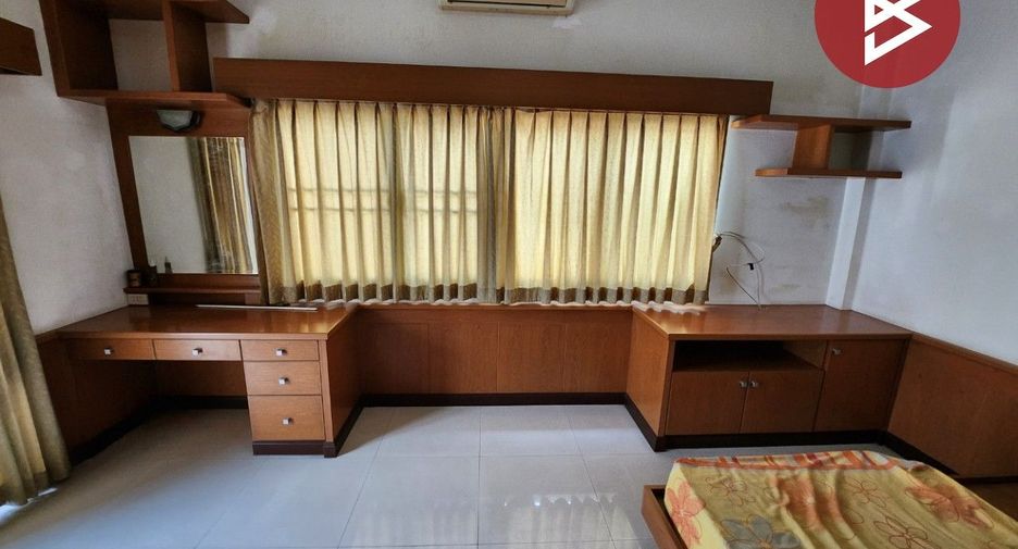 For rent and for sale 6 bedrooms townhouse in Mueang Samut Sakhon, Samut Sakhon