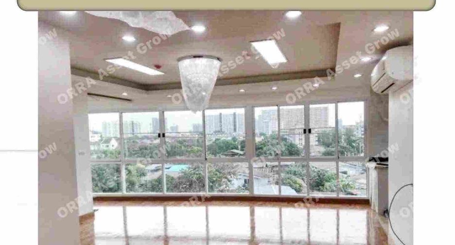 For sale 50 bedrooms apartment in Dusit, Bangkok