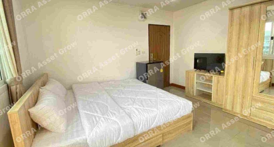 For sale 50 bedrooms apartment in Dusit, Bangkok