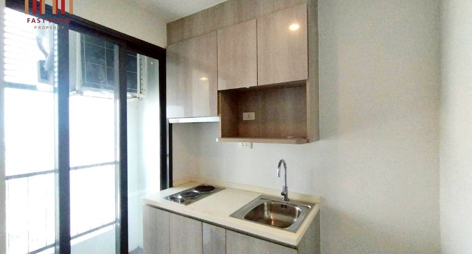 For sale 1 bed condo in Bangkok Noi, Bangkok