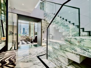 For sale 3 bedrooms condo in Watthana, Bangkok