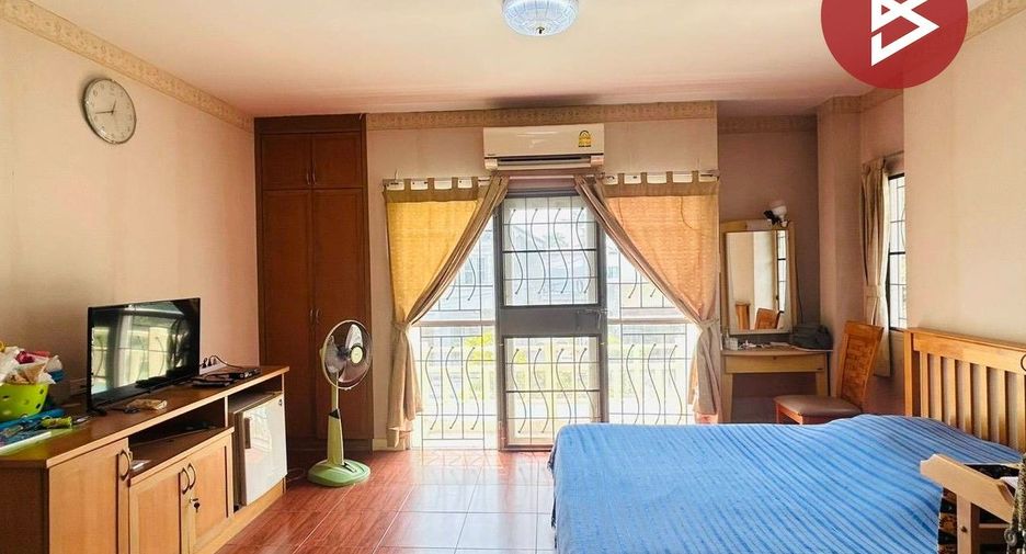 For sale 3 bedrooms house in Nong Chok, Bangkok