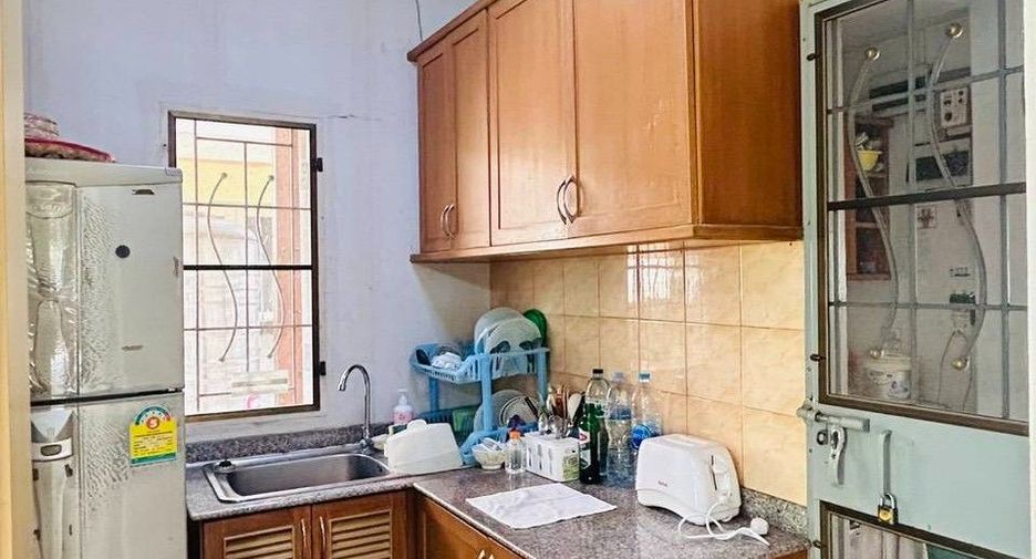 For sale 3 bedrooms house in Nong Chok, Bangkok