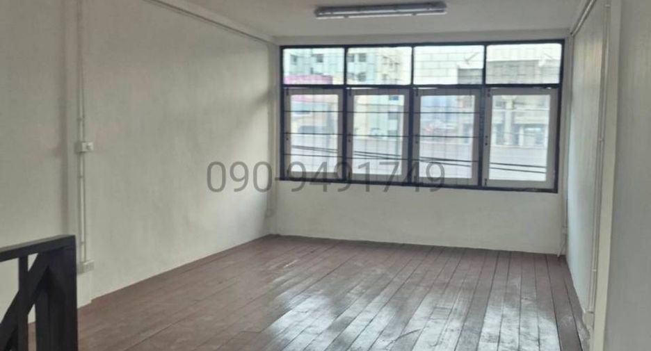 For rent retail Space in Bang Sue, Bangkok
