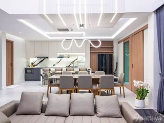 For rent 7 bedrooms house in Jomtien, Pattaya