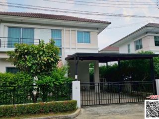 Casa en alquiler de 3 habitaciones en Thanyaburi, Pathum Thani