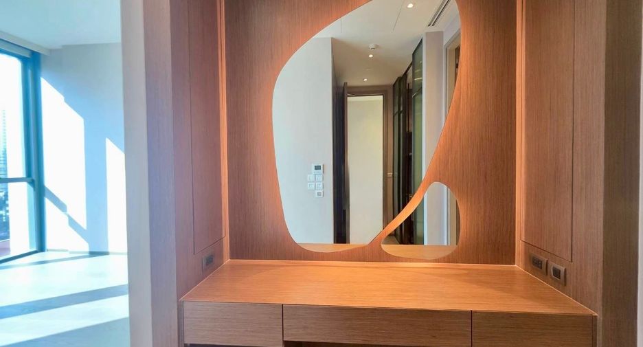 For sale 2 bedrooms condo in Pathum Wan, Bangkok