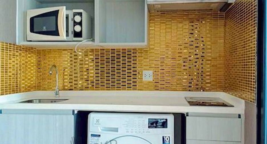 For sale 2 bedrooms condo in Si Racha, Chonburi