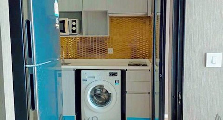 For sale 2 bedrooms condo in Si Racha, Chonburi