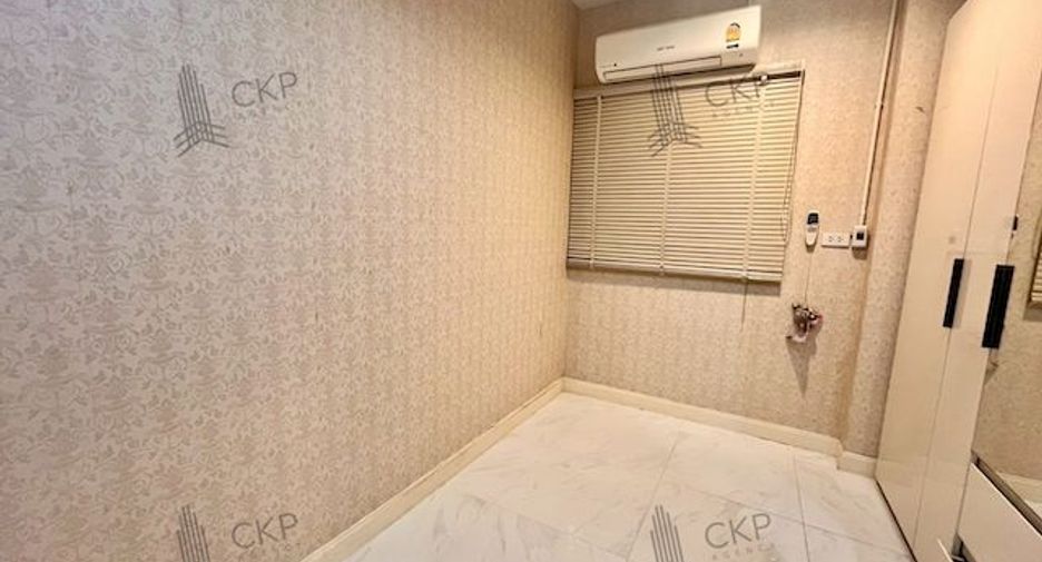 Продажа 4 спальни дом в Дон Муеанг, Бангкок