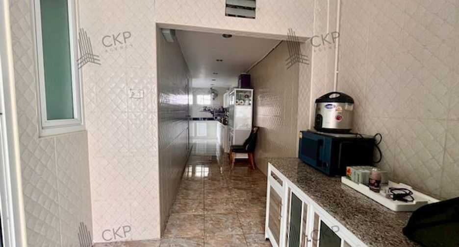 Продажа 4 спальни дом в Дон Муеанг, Бангкок