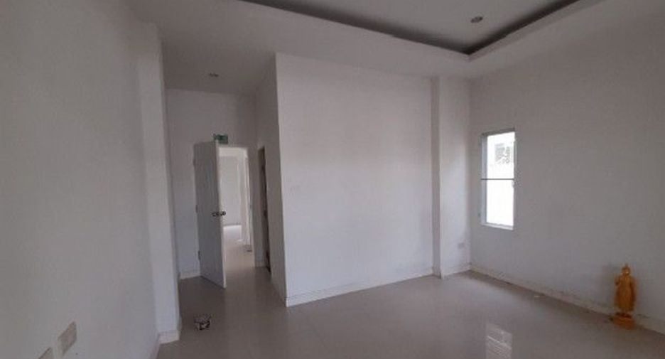 Casa en venta de 2 habitaciones en Ban Bueng, Chonburi