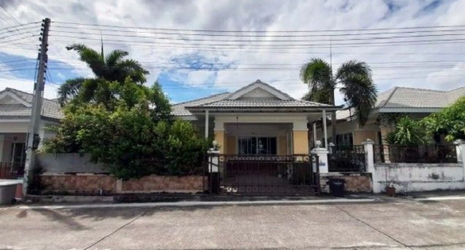 Casa en venta de 2 habitaciones en Ban Bueng, Chonburi