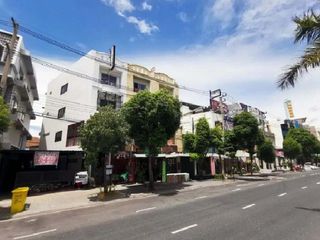 For sale 5 bedrooms retail Space in Ban Bueng, Chonburi