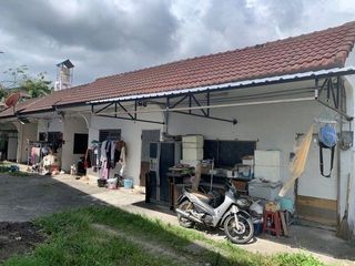 For sale 1 Beds townhouse in Thalang, Phuket