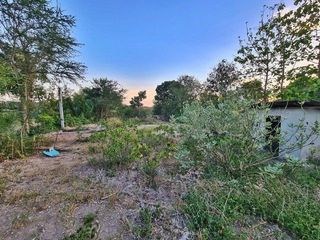Terreno en venta en Kui Buri, Prachuap Khiri Khan