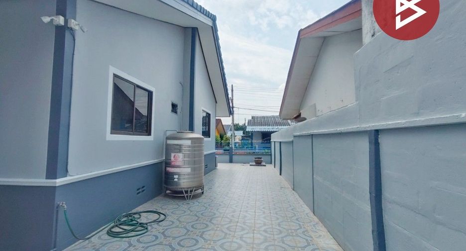 For sale 2 bedrooms house in Mueang Uttaradit, Uttaradit