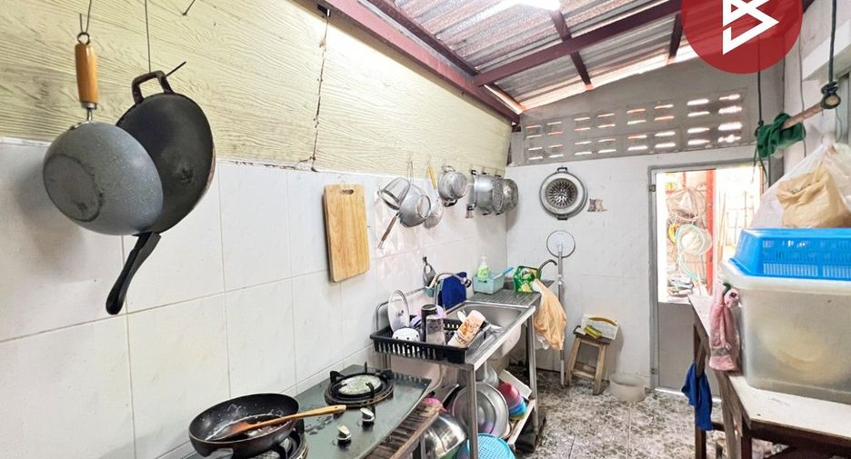出售 3 卧室 联排别墅 在 Bang Kruai, Nonthaburi