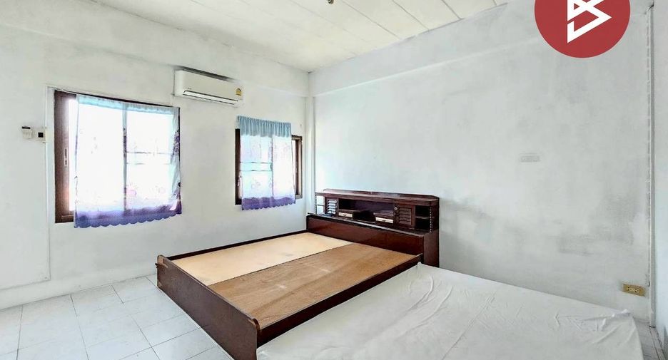 For sale 4 bedrooms retail Space in Mueang Chon Buri, Chonburi