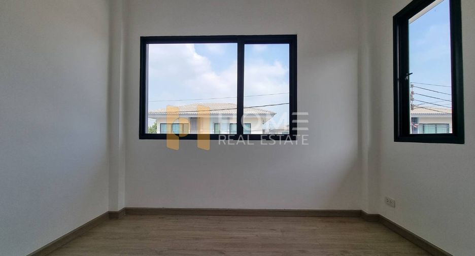 For sale 4 bedrooms house in Bang Kruai, Nonthaburi