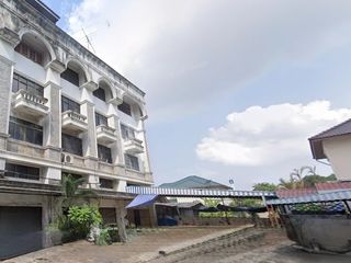 Продажа 3 спальни торговое помещение в Si Racha, Чонбури