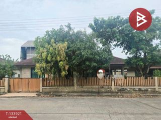 For sale 3 bedrooms house in Mueang Nakhon Si Thammarat, Nakhon Si Thammarat