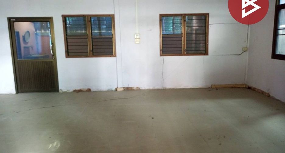出售 2 卧室 独立屋 在 Bang Len, Nakhon Pathom