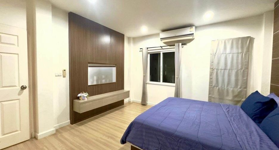 For sale 3 bedrooms house in Bang Lamung, Chonburi