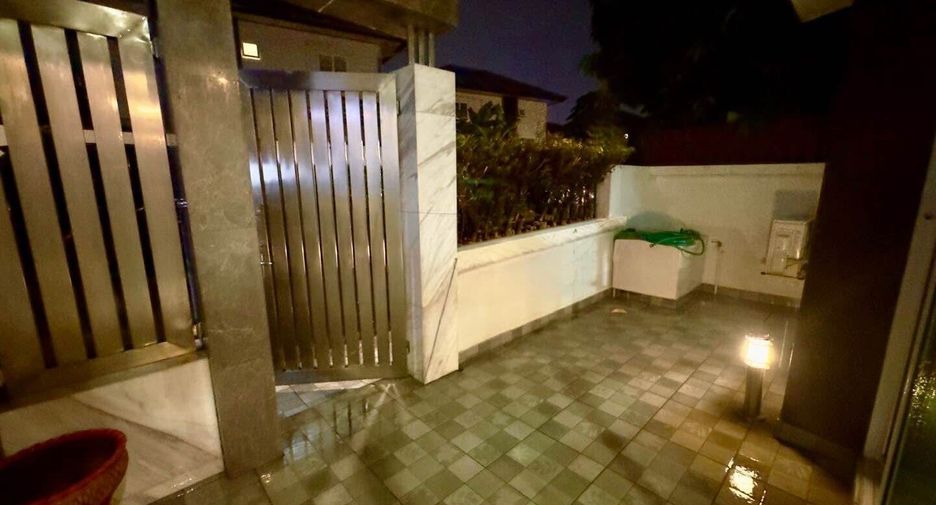 For sale 3 bedrooms house in Bang Lamung, Chonburi