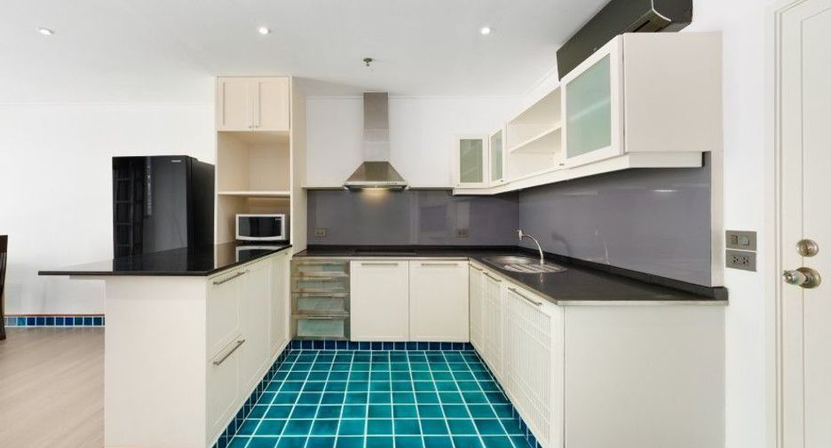 Wohnung zum Kauf mit 2 Zimmer in Sathon, Bangkok