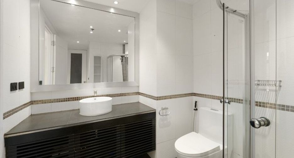 Wohnung zum Kauf mit 2 Zimmer in Sathon, Bangkok