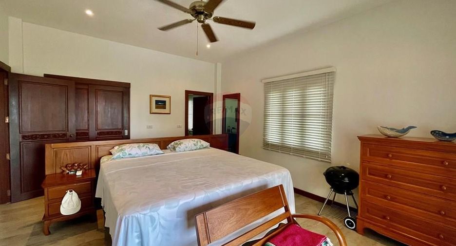 For rent 4 bedrooms villa in Ko Samui, Surat Thani