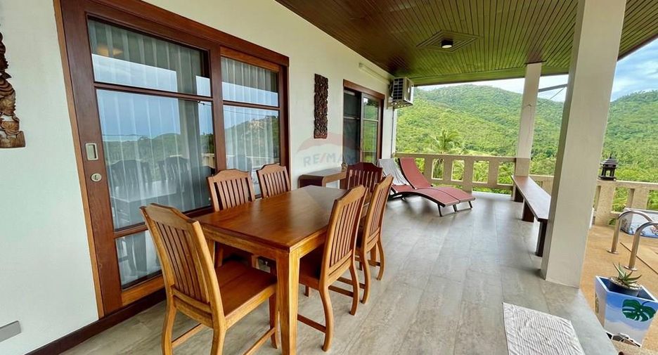 For rent 4 bedrooms villa in Ko Samui, Surat Thani