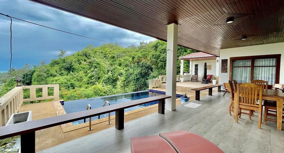 For rent 4 bedrooms villa in Ko Samui, Surat Thani