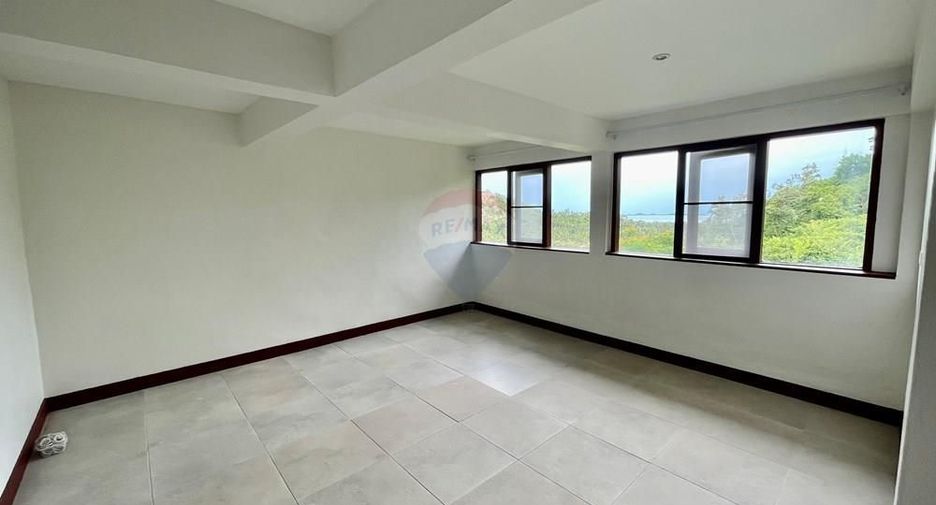 For rent 4 bedrooms villa in Ko Samui, Surat Thani