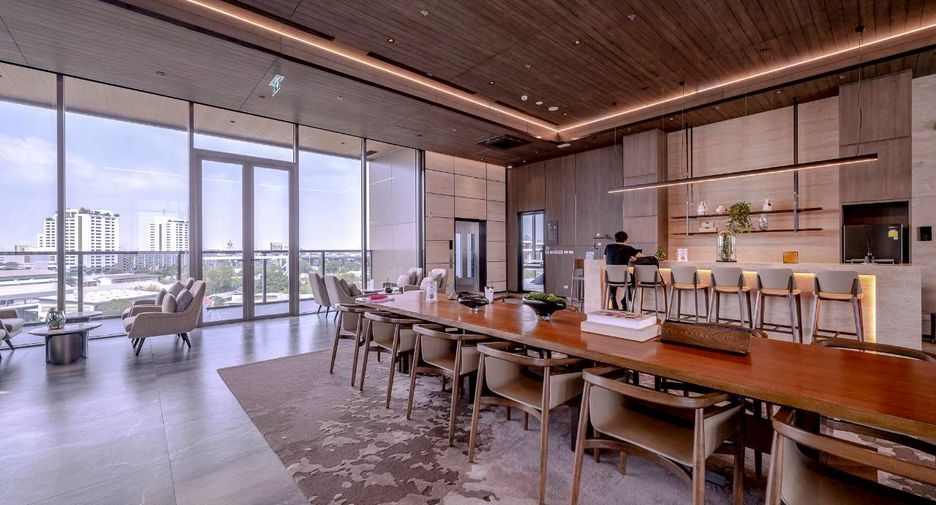 For rent 3 bedrooms condo in Bang Phli, Samut Prakan