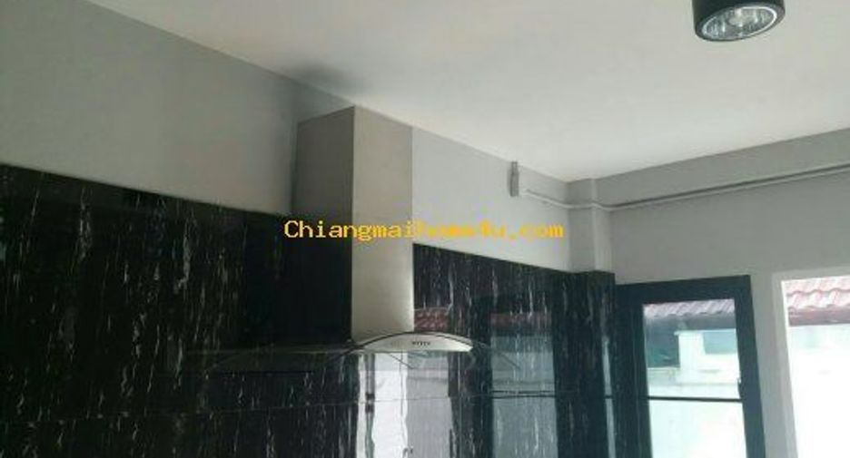 For rent 3 bedrooms house in Mueang Chiang Mai, Chiang Mai
