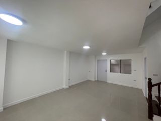 For sale 3 bedrooms townhouse in Bang Khen, Bangkok