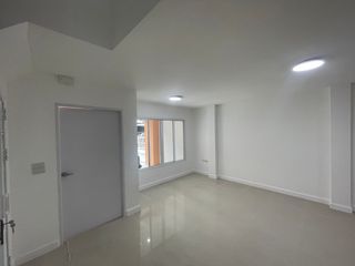 For sale 3 bedrooms townhouse in Bang Khen, Bangkok