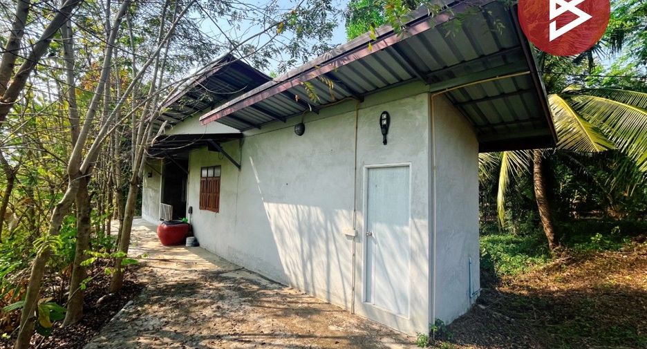 For sale 2 bedrooms house in Nong Chang, Uthai Thani