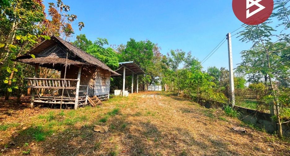 For sale 2 bedrooms house in Nong Chang, Uthai Thani