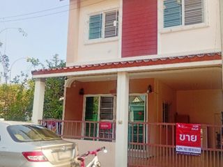 À vendre 4 chambres maison de ville à Phra Samut Chedi, Samut Prakan